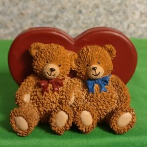 𝟏𝟗𝟗𝟕 𝒁𝒐𝒏𝒅𝒆𝒓𝒗𝒂𝒏 𝑽𝒆𝒓𝒔𝒆𝒔 𝑩𝒆𝒂𝒓𝒔 𝑰𝒏𝒔𝒑𝒊𝒓𝒂𝒕𝒊𝒐𝒏